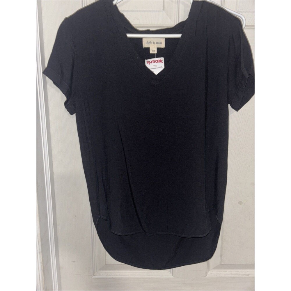 Cloth & Stone Shirt Womens Xs Black V Neck Short Sleeve Casual Rounded Hem